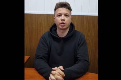 Роман Протасевич - Опубликовано видео Протасевича из СИЗО в Минске: признал себя виновным - mk.ru - Вильнюс - Минск