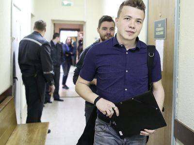 Александр Лукашенко - Роман Протасевич - Провластный канал опубликовал видео с Протасевичем, он дает признательные показания - kasparov.ru - Минск - Ирландия