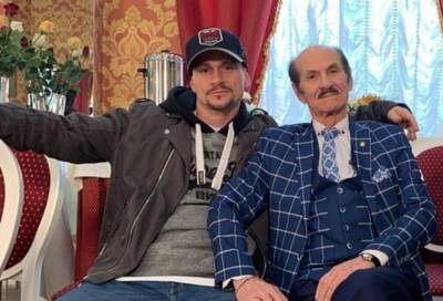 Григорий Чапкис - Сын Чапкиса показал, как живет в Америке, похваставшись видом из окна: "Джакузи, альпийские горки..." - sport.politeka.net - США