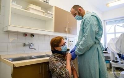 За сутки привили от COVID более 14 тысяч украинцев - korrespondent.net - Украина
