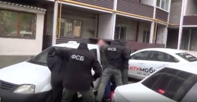 ФСБ показала видео задержания подозреваемого в подготовке взрыва на параде Победы в Норильске - reendex.ru - Ставрополье - Норильск