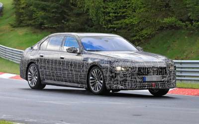 Новая «семерка» BMW: другая платформа и дата дебюта - zr.ru