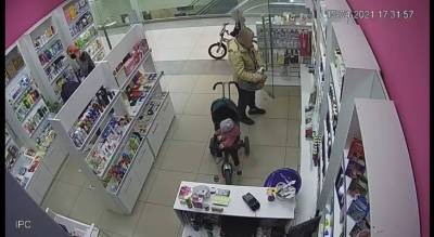«Таскают на кражи ребенка»: семью из Ярославля обвинили в преступлениях в ТЦ - progorod76.ru - Ярославская обл. - Ярославль