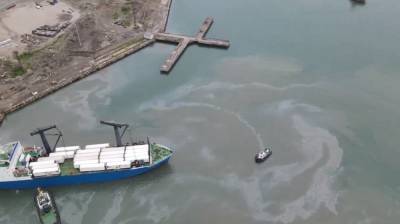 ЧП: В Туапсе произошел большой розлив нефти - privet-rostov.ru - Сочи - Туапсе