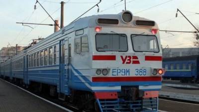 УЗ с начала года отремонтировала 20 секций электропоездов - hubs.ua