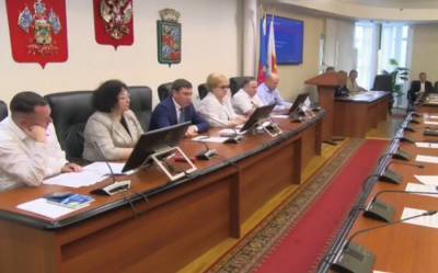 Евгений Первышов - В Краснодаре обсудили вопрос обновления общественного транспорта - runews24.ru - Краснодар