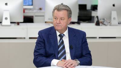 Наталья Комарова - Василий Тихонов - Мэр Нижневартовска ушел в отставку из-за проверки - mir24.tv - Югра - Нижневартовск