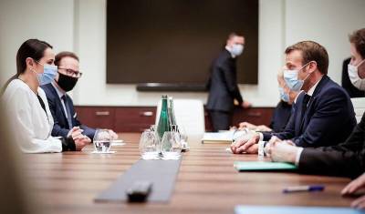 Макрон предложил позвать белорусских оппозиционных политиков на саммит G7 - newizv.ru - Англия - Минск - Ляйен