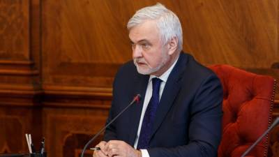 Владимир Уйба - Глава Коми ответил на возмущение сельчан словами "У вас я-Путин" - svoboda.org - респ. Коми