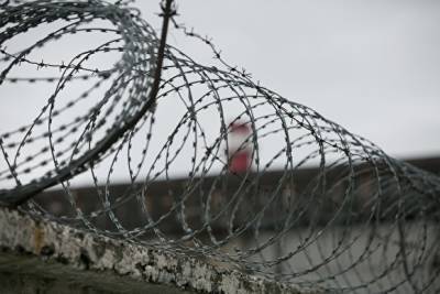 В Челябинске начальника отдела СИЗО-3 заподозрили во взятке от осужденного - znak.com - Челябинская обл. - Челябинск