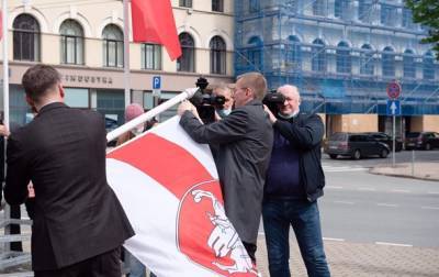 Рене Фазель - Мартиньш Стакис - Мэр Риги отказался вернуть флаг Беларуси - korrespondent.net - Вильнюс - Рига - Минск - Латвия