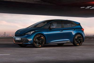 Испанцы представили серийную версию электромобиля Cupra Born с опциональной версией e-Boost на 170 кВт (по сути, это VW ID.3 с более смелым дизайном) - itc.ua
