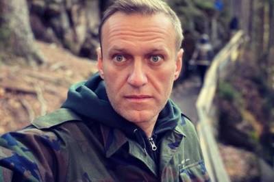 Алексей Навальный - Судья в отставке рассказал, какое наказание грозит Навальному по новому уголовному делу - infox.ru