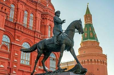 Ирина Ярова - На памятники Великой Отечественной войны предложили наносить QR-коды - pnp.ru