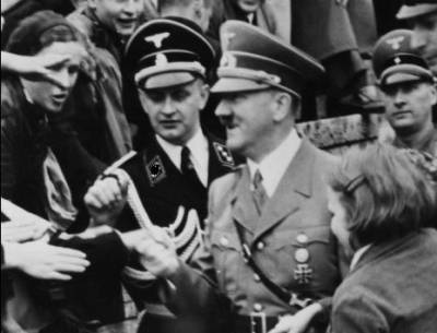 Адольф Гитлер - Хайнц Линге: что личный слуга Гитлера сделал с трупом фюрера - russian7.ru