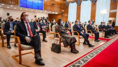 В Роспотребнадзоре Якутии рассказали, для кого вакцинация от COVID стала обязательной - gazeta.ru - респ. Саха