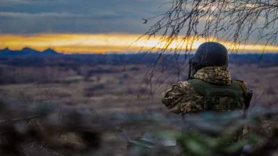 На Донбассе вражеский снайпер ранил украинского воина - vchaspik.ua - населенный пункт Водяное