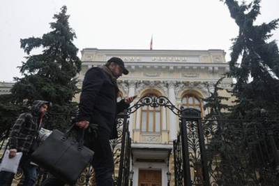Максим Осадчий - В валютном балансе банковской системы России обнаружена рекордная «дыра» - argumenti.ru