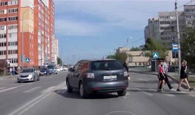В Тюмени объехавший пешеходов по переходу на красный сигнал водитель оштрафован - nashgorod.ru - Тюмень