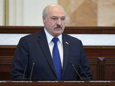 Александр Лукашенко - Александра Лукашенко - Лукашенко утверждает, что сообщение о "минировании" самолета Ryanair поступило из Швейцарии, а борт развернули возле АЭС - gordonua.com - Швейцария - Вильнюс - Минск