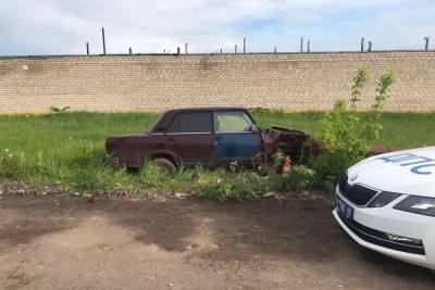 В Пскове автомобилист пострадал после наезда на опору ЛЭП - mk-pskov.ru - Псковская обл. - Псков