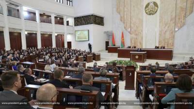 Александр Лукашенко - Лукашенко заявил, что действовал в рамках законодательства в инциденте с посадкой самолета Ryanair в Минске - argumenti.ru - Белоруссия - Минск
