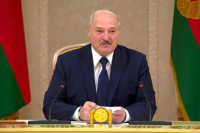 Александр Лукашенко - Лукашенко заявил, что близлежащие города отказались принять борт Ryanair - aif.ru - Киев - Львов - Вильнюс - Минск - Варшава