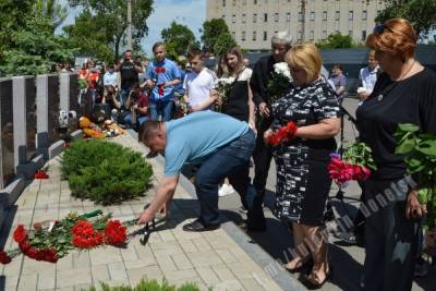 В прифронтовом районе Донецка отметили 7-ю годовщину войны на Донбассе - mk.ru - Донецк