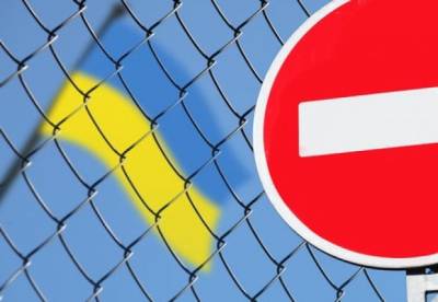 Украина введет санкции против 11 российских актеров и певцов - facenews.ua - Киев - Крым - Канада