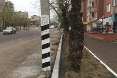 Столбы освещения остаются на дорогах Читы после строительства новых домов — «Горсвет» - chita.ru - Чита