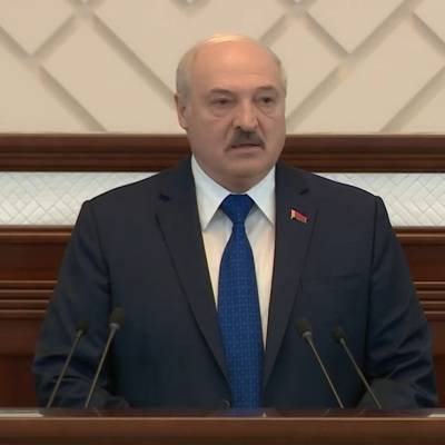 Александр Лукашенко - Лукашенко: Информация о минировании авиалайнера поступила из Швейцарии - radiomayak.ru - Киев - Швейцария - Вильнюс - Минск - Варшава