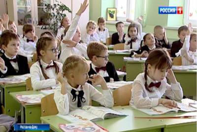 Василий Голубев - В Усть-Донецком районе сорвали сроки строительства школы - dontr.ru