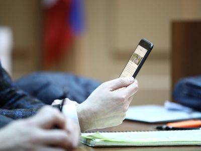 Госдума запретила адвокатам брать телефон на встречу с заключенными - kasparov.ru