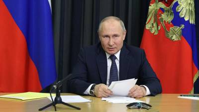 Владимир Путин - Путин рассказал о сохранении устойчивой работы ОПК на фоне пандемии коронавируса - iz.ru - Сочи
