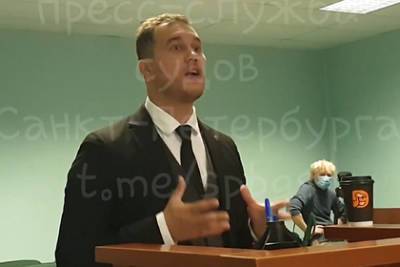 Олег Соколов - Евгений Понасенков - Анастасия Ещенко - Свидетель признался в ложных показаниях по делу историка-расчленителя Соколова - lenta.ru
