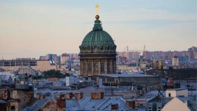 Видео: Петербургские руферы залезли на купол Казанского собора - 5-tv.ru - Санкт-Петербург - Казань