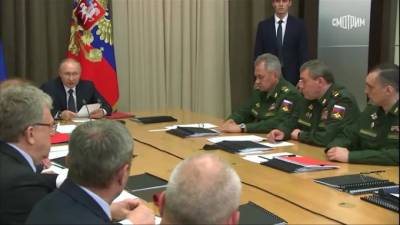 Владимир Путин - Путин потребовал завершить строительство 20 кораблей в срок - piter.tv
