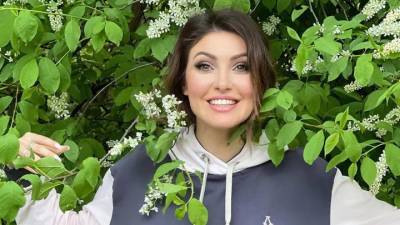 Анастасия Макеева - Роман Мальков - Анастасия Макеева сыграет свадьбу на берегу Черного моря - vesti.ru - Крым