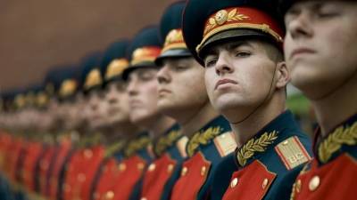 Михаил Мишустин - Правительство повысило зарплаты российским военным - delovoe.tv