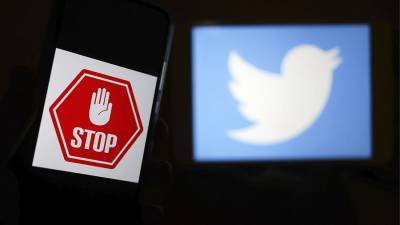 Андрей Липов - Роскомнадзор дал Twitter время до июня на удаление всего запрещенного контента - iz.ru - Twitter