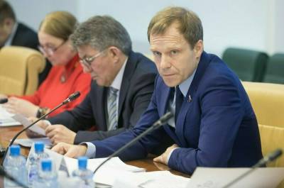Андрей Кутепов - Кутепов предлагает обязать производителей утилизировать 100% упаковки - pnp.ru