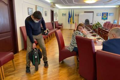 Метро Києва змінило правила перевезення самокатів та моноколіс, а Київрада затвердила безкоштовне перевезення велосипедів - itc.ua - місто Київ
