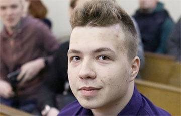 Экс-камандзір «Азова» абвяргае КДБ: Пратасевіч не ваяваў на ўсходзе Ўкраіны, а працаваў як журналіст - charter97.org