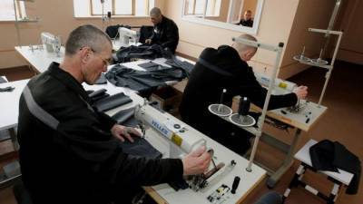 ФСИН: Зарплата заключенных может достигать 220 тыс. рублей - eadaily.com - Приморье край - Новгородская обл.