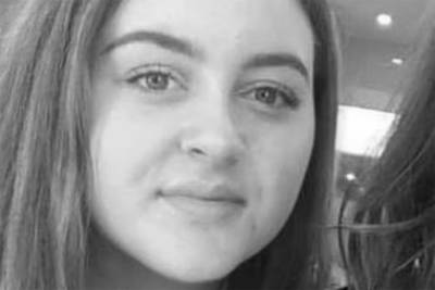 Девушка нашла тела двух погибших друзей с помощью мобильного приложения - lenta.ru