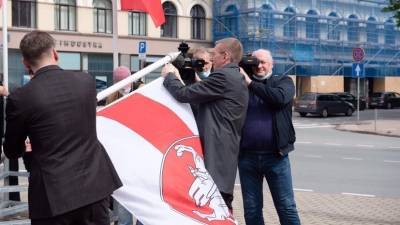 Мартиньш Стакис - Мэр Риги сделал заявление о ситуации со сменой флага Белоруссии - russian.rt.com - Рига