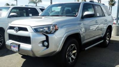 Toyota Sequoia назвали самым надежным внедорожником в России - newinform.com