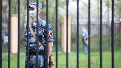 Александр Бастрыкин - Ильназ Галявиев - Бастрыкин заявил об отказе родителей платить за охрану школы в Казани - iz.ru - Москва - Казань