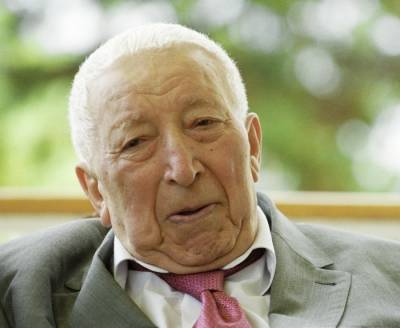 Владимир Толстой - Расул Гамзатов - Сергей Меликов - 100-летие дагестанского поэта Расула Гамзатова будут праздновать по всей России - interfax-russia.ru - респ. Дагестан