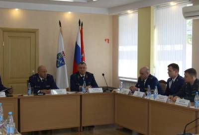 Александр Дрозденко - Алексей Захаров - Заместитель генпрокурора РФ Алексей Захаров встретился с ленинградцами в Приозерске - online47.ru - Ленинградская обл. - окр.Сзфо - Приозерск